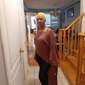 Meet your Posher, Nadean